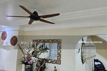 3 Storey Terraced House for Sale