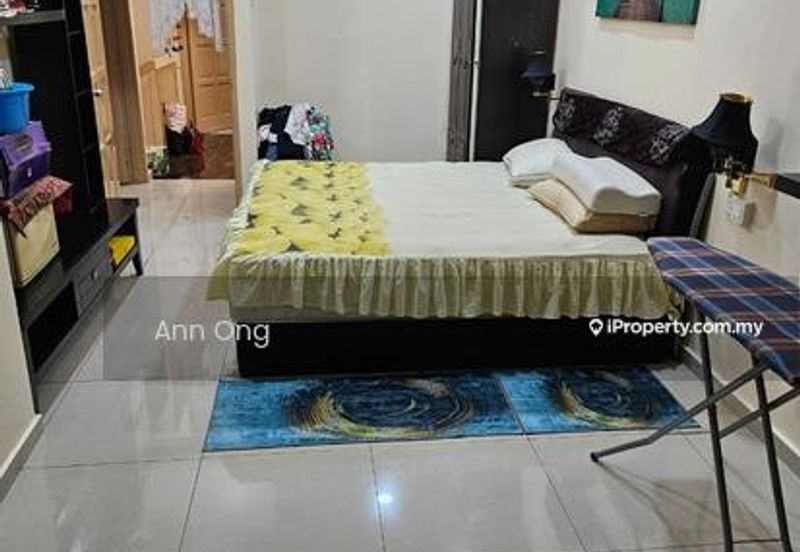 3 Storey Terraced House for Sale