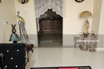 3 Storey Terraced House for Sale