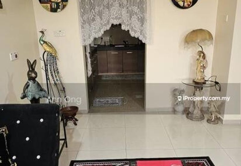 3 Storey Terraced House for Sale