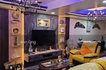 3 Storey Terraced House for Sale