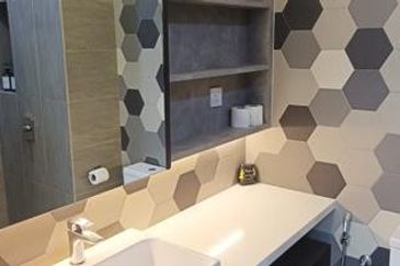 EXSIM | Ceylonz Suites