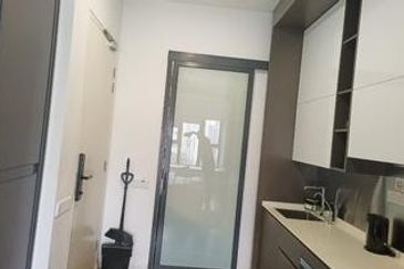 EXSIM | Ceylonz Suites