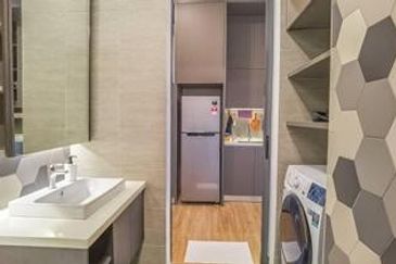 EXSIM | Ceylonz Suites