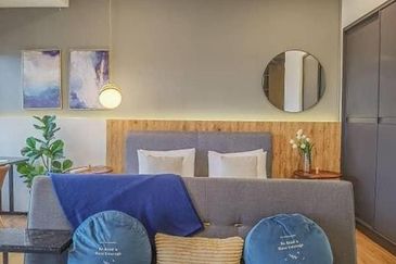 EXSIM | Ceylonz Suites