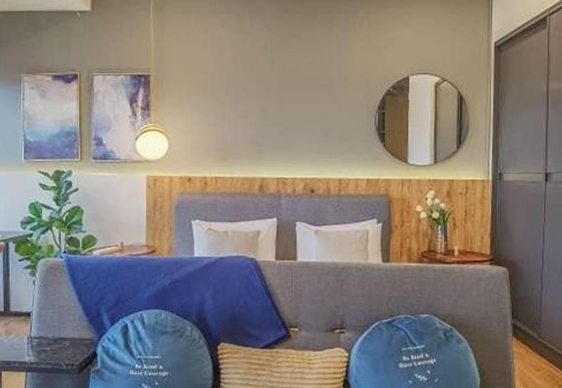 EXSIM | Ceylonz Suites