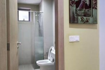 Sixceylon Condominium