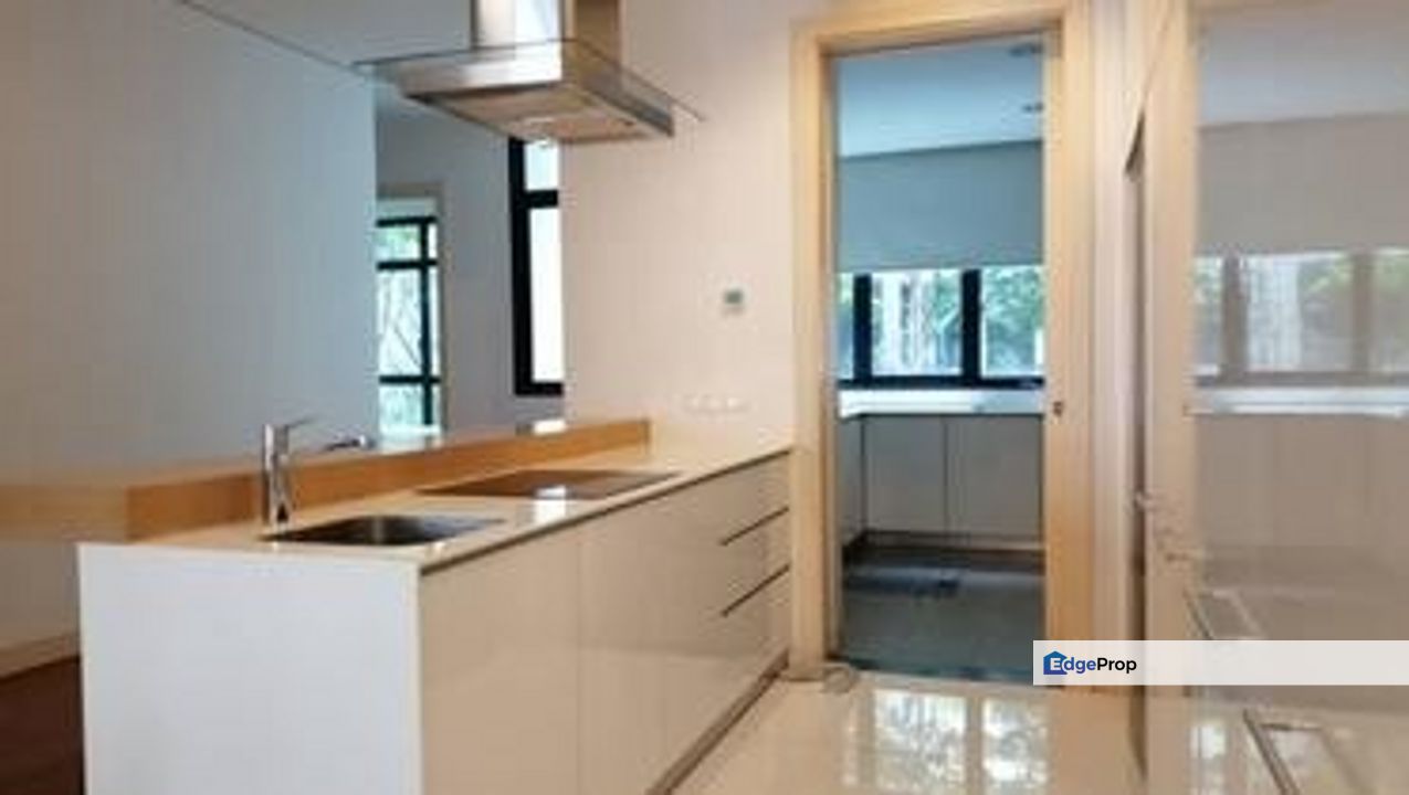 Ampersand for Sale / 3M / 4r3cp, Kuala Lumpur, KLCC