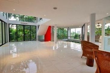 Persiaran Bukit Tunku 