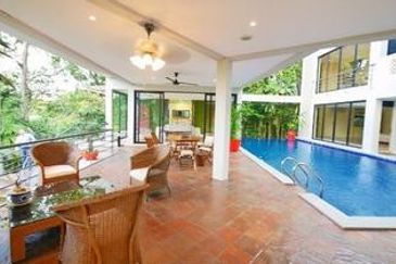 Persiaran Bukit Tunku 