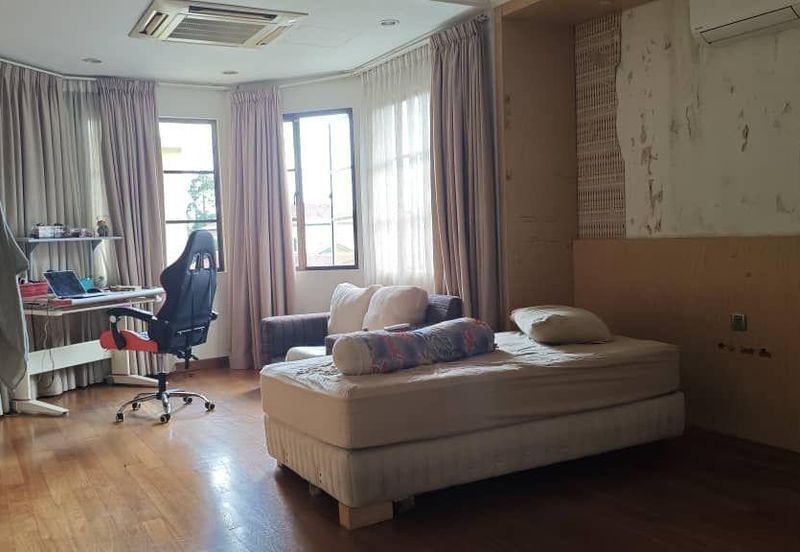 Jalan Tropicana Utama