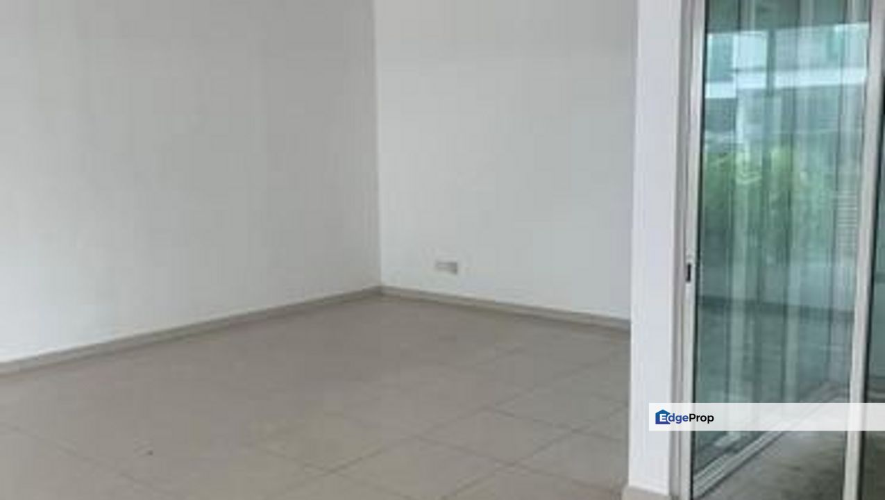 3 storey th at taman denai puchong, Selangor, Puchong