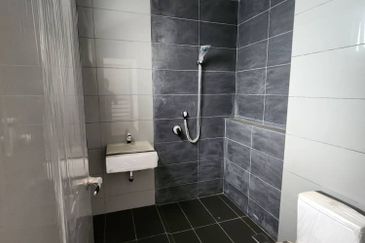 The Canal Garden South, Horizon Hills