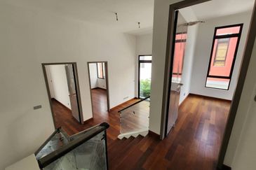 The Canal Garden South, Horizon Hills