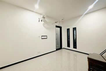 The WaterEdge Residences