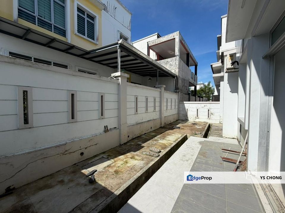 Taman Kempas Utama Original Condition Unit, Johor, Johor Bahru