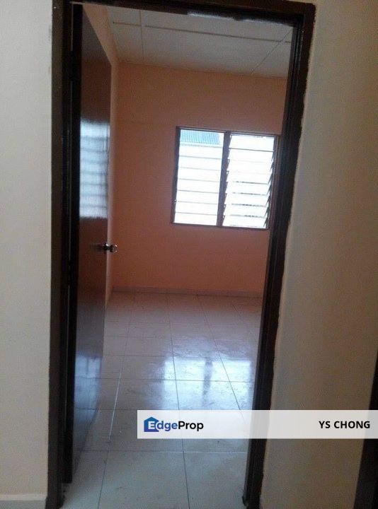 Plentong Utama Flat Daisi, Johor, Plentong