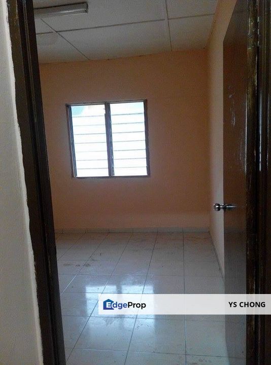 Plentong Utama Flat Daisi, Johor, Plentong