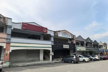 Pusat Perdagangan Seri Kembangan