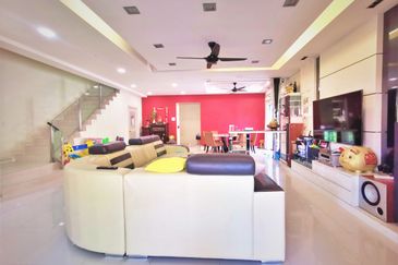 Taming Indah Apartment, Taman Taming Indah@ Sungai Long