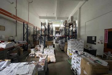 Kampung Baru Seri Kembangan [Industrial]