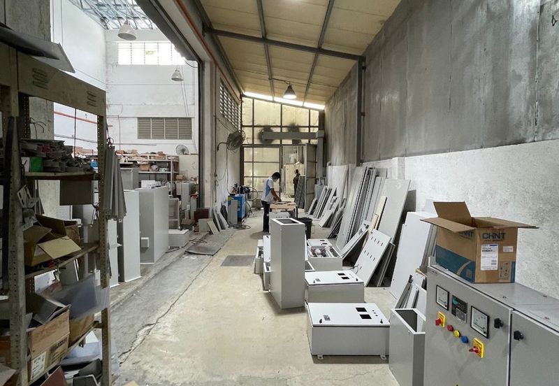 Kampung Baru Seri Kembangan [Industrial]