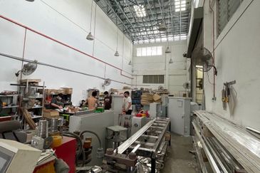 Kampung Baru Seri Kembangan [Industrial]