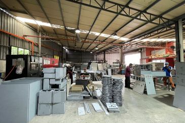 Kampung Baru Seri Kembangan [Industrial]