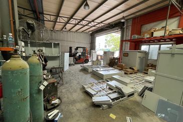 Kampung Baru Seri Kembangan [Industrial]