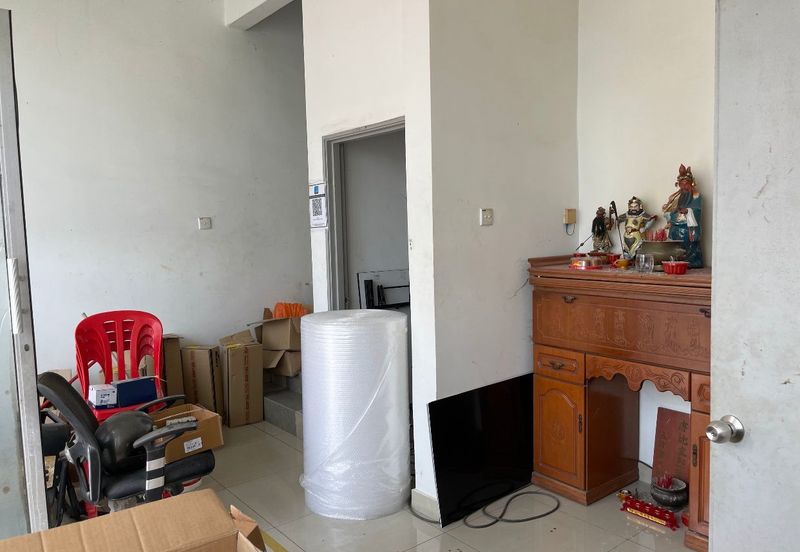 Kampung Baru Seri Kembangan [Industrial]