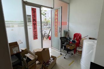 Kampung Baru Seri Kembangan [Industrial]