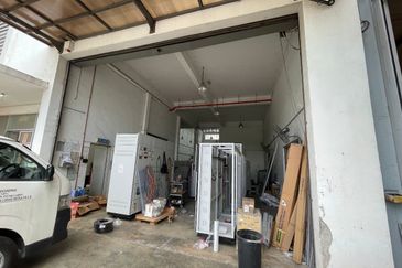 Kampung Baru Seri Kembangan [Industrial]