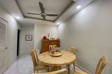 [Super Cheap] 2 Storey For Sale, Sungai Long, Mahkota Cheras