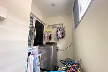 [Super Cheap] 2 Storey For Sale, Sungai Long, Mahkota Cheras