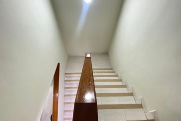 [Super Cheap] 2 Storey For Sale, Sungai Long, Mahkota Cheras