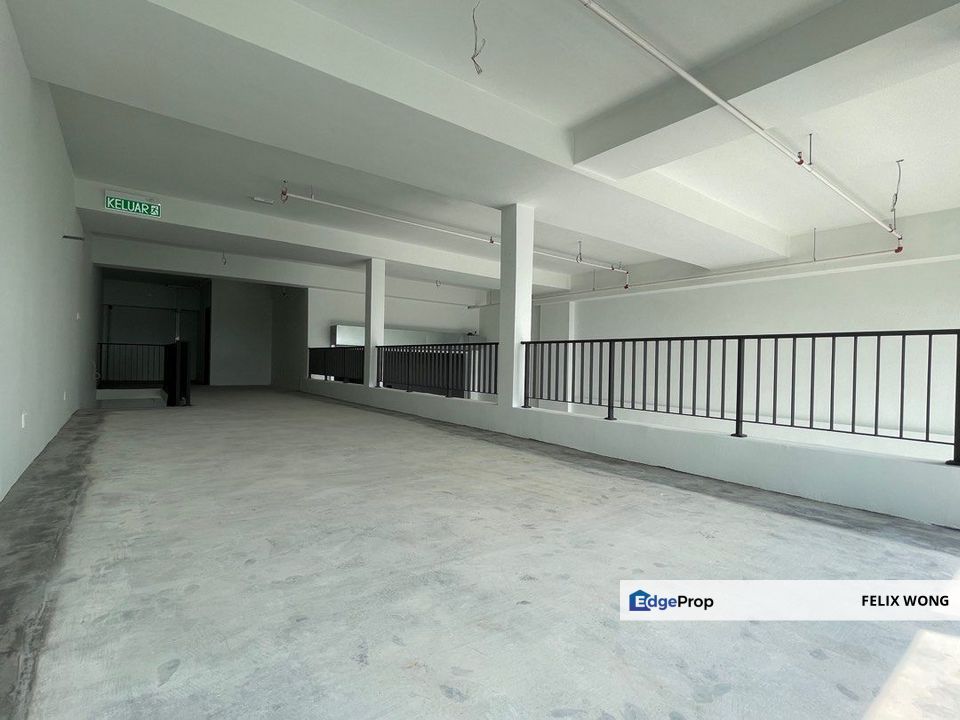 [Very Cheap] Warehouse For Sale, Emhub Kota Damansara, Selangor, Kota Damansara