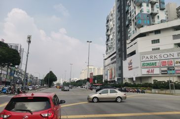 126 Metro Genting Klang