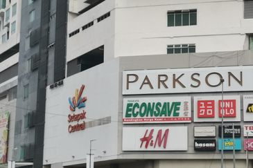 126 Metro Genting Klang