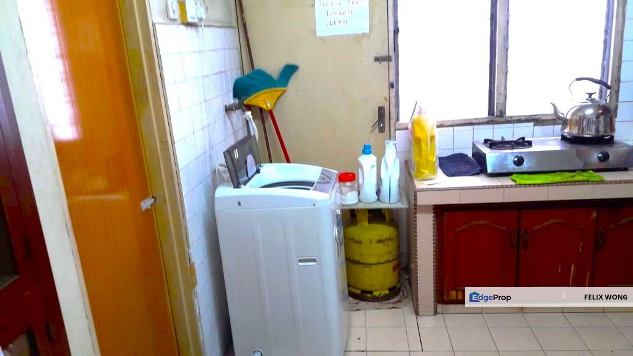 Hot Price, 2-Storey Terraced House @ Section 17, Petaling Jaya, Selangor, Petaling Jaya