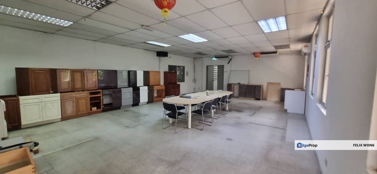 5 Acres Detached Factory /  Warehouse For Sale @ Nilai, Negeri Sembilan, Nilai