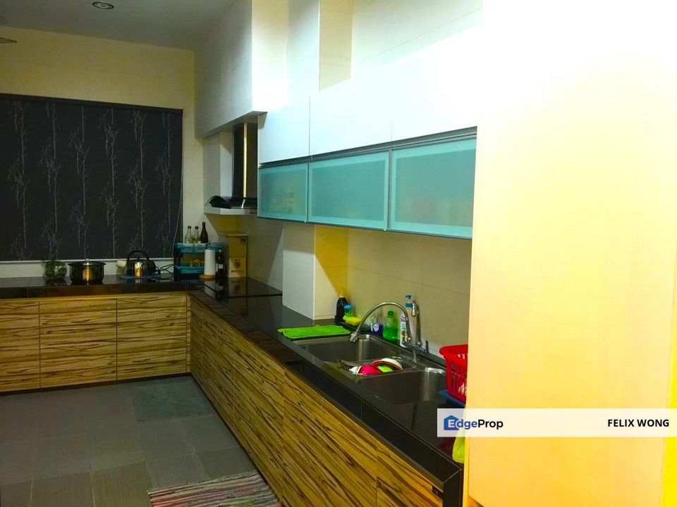 Super Hot, 3 Storey Semi D @ Bandar Bestari Klang for Sale  , Selangor, Klang