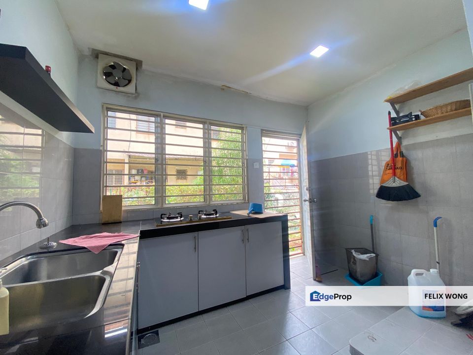 2 Storey house for Sale, Fully Extended, Puncak Jalil, Bandar Kinrara, Selangor, Puncak Jalil