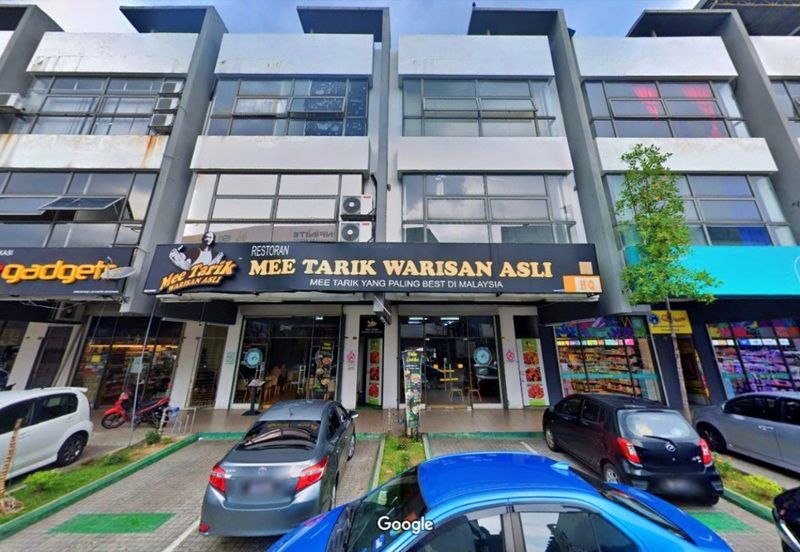 The Trillium @Lake Fields