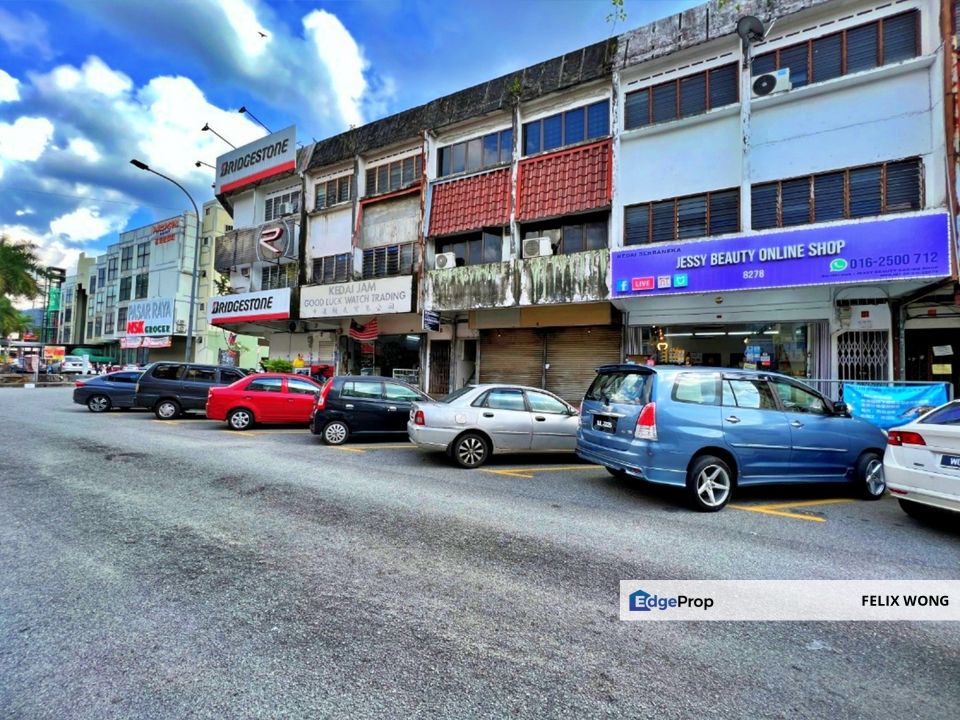 ROI 4.2%, Fully Tenanted 3 Storey Shop Lot  @ Taman Putra Ampang, Kuala Lumpur, Ampang