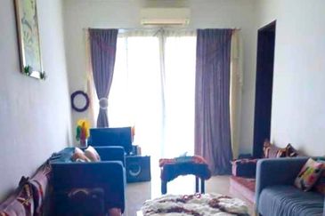 Urgent Sale! Symphony Tower (Menara Simfoni) Condo @ Balakong For Sale