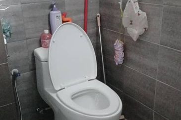 Urgent Sale! Symphony Tower (Menara Simfoni) Condo @ Balakong For Sale