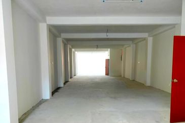 Below Market Price, 3 Storey Shop For Sale, Pudu, Pasar Road, KL City