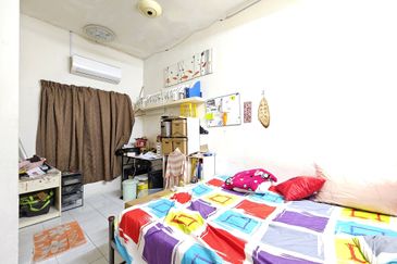 SL 11, Bandar Sungai Long