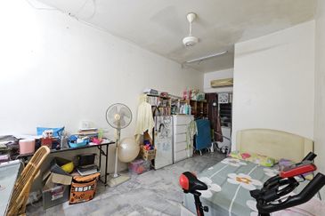 SL 11, Bandar Sungai Long