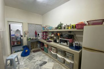 Persiaran Sungai Long 7